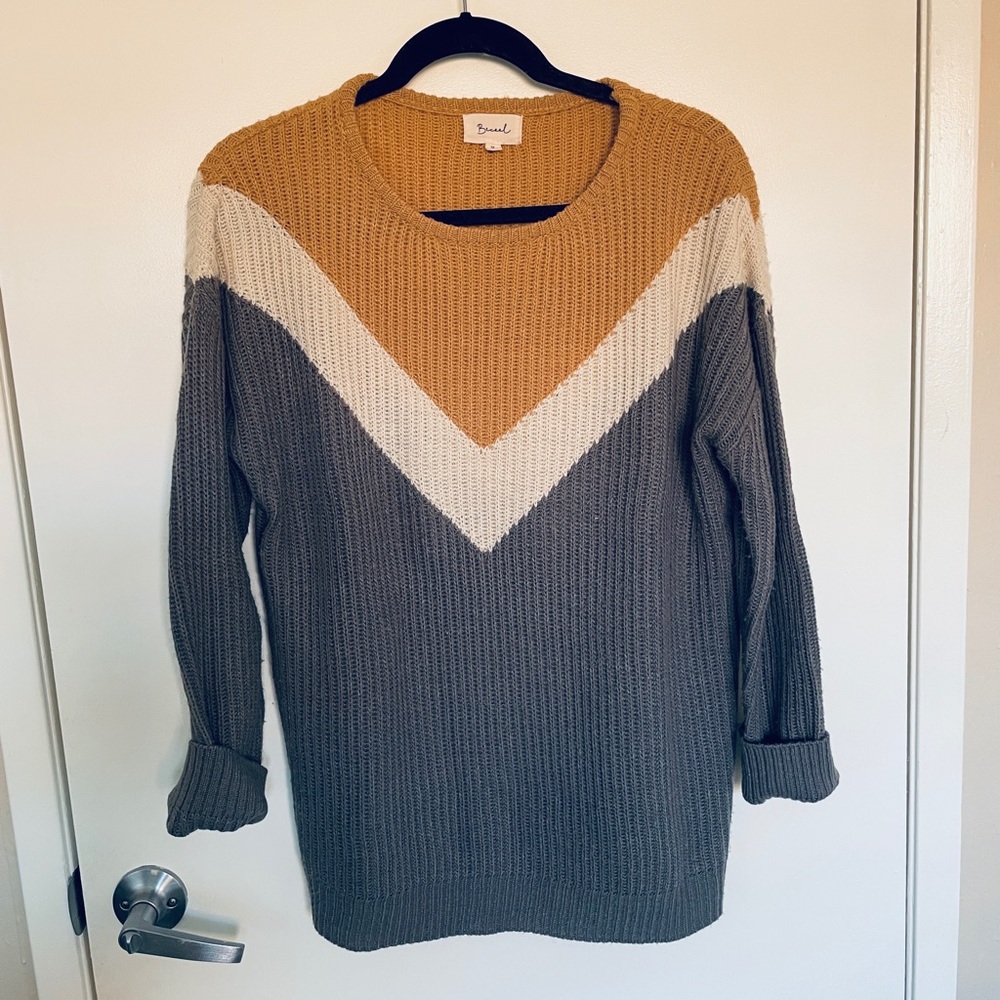 Knit sweater